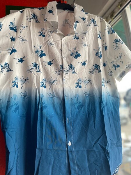 Chemise hawaïenne florale tendance