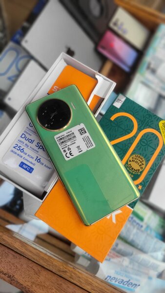 Tecno Spark 20 Pro plus 256GB