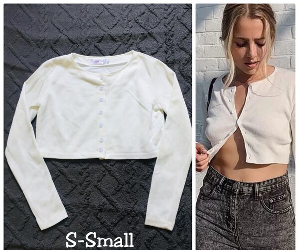 Salaula crop tops and tops