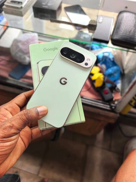 Google Pixel 10 Pro - Vert