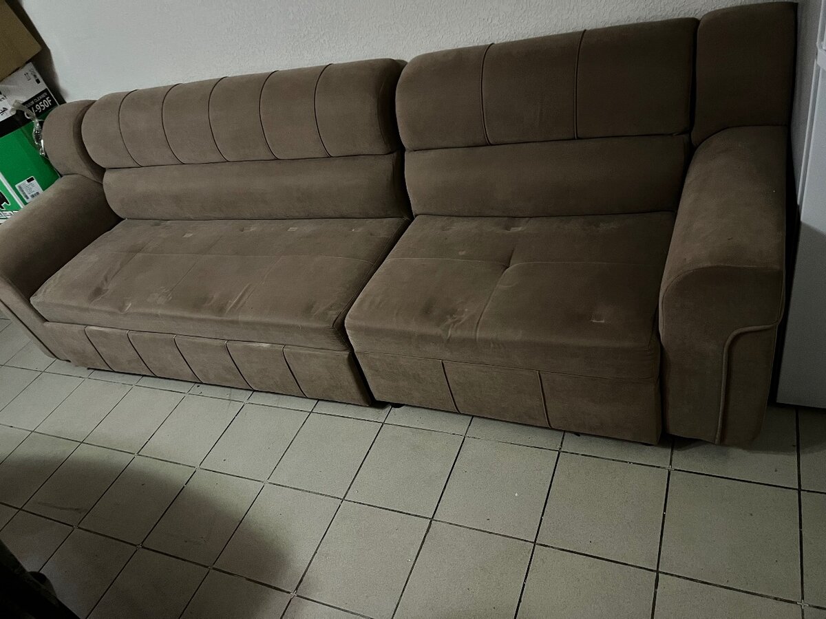 Срочно продается диван