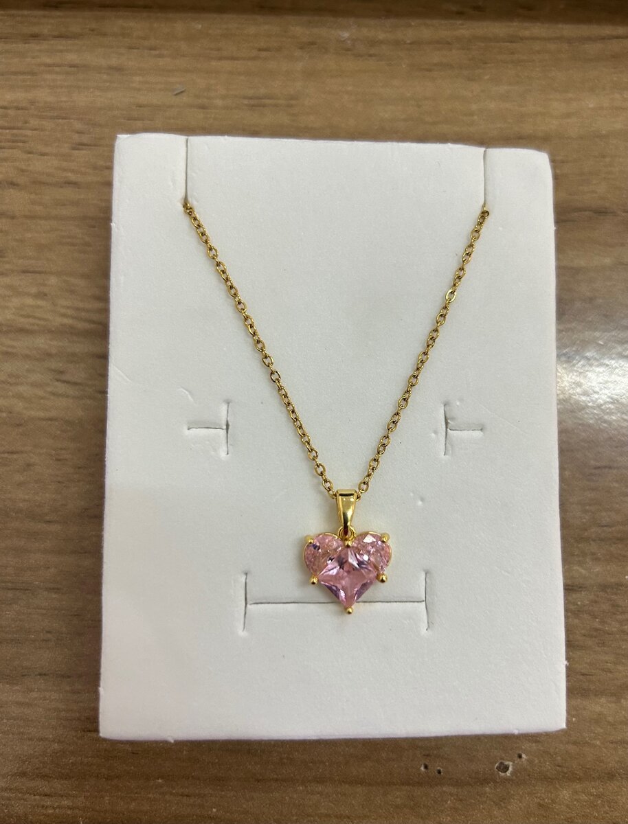 Cutie pink pendant necklace