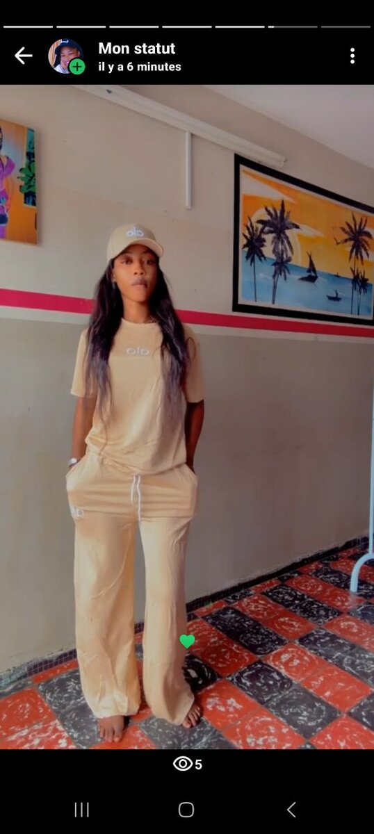 Tenue décontractée beige