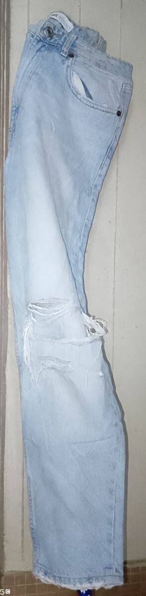 Jeans déchirés homme style urbain