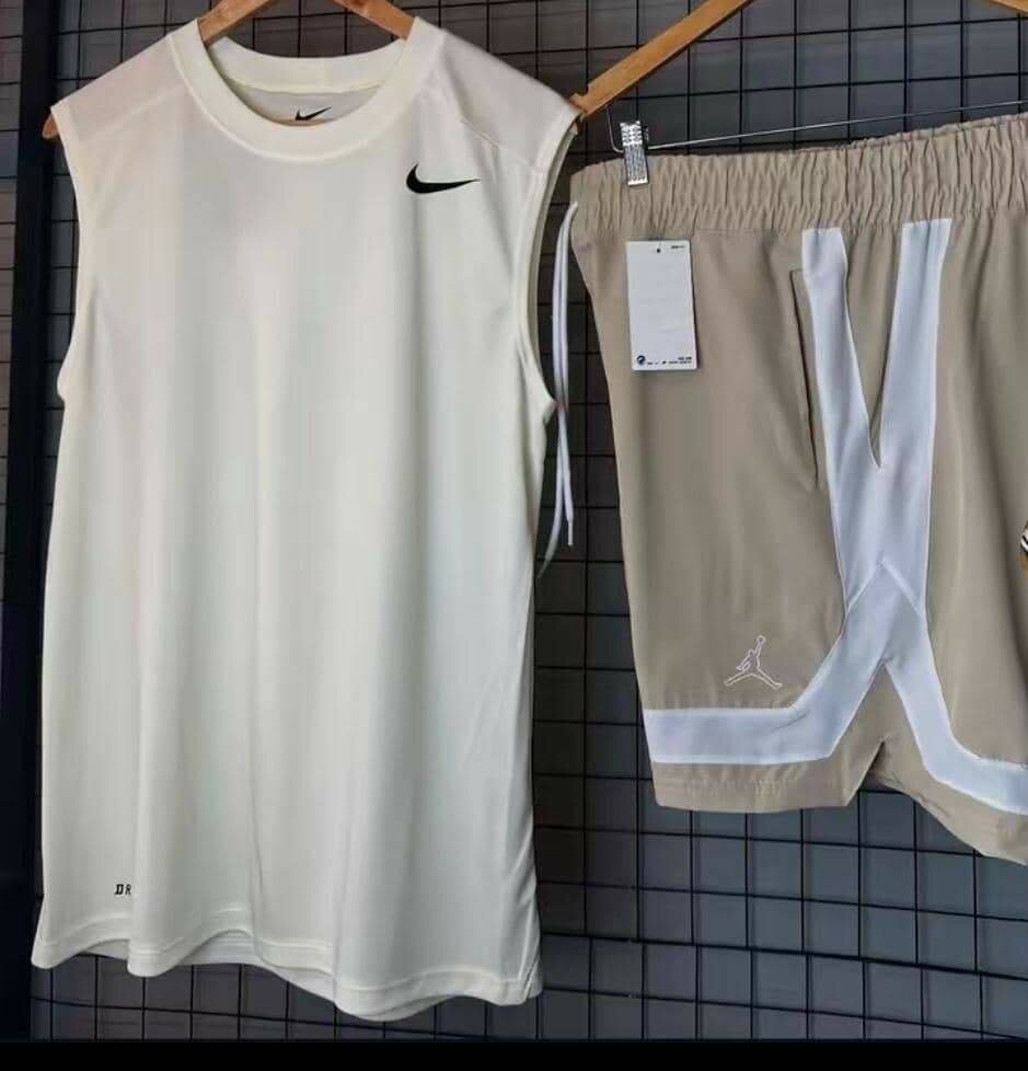 Tenue de sport Nike Dri-FIT