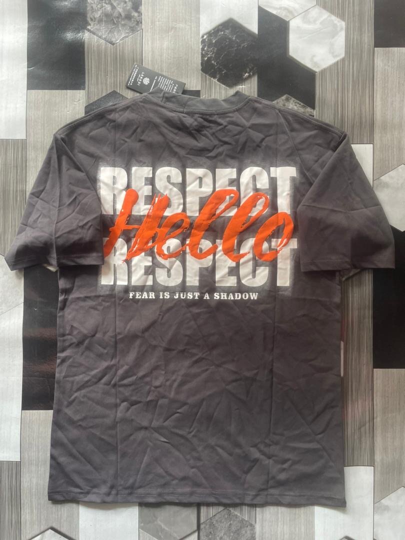 T-shirt Respect Hello