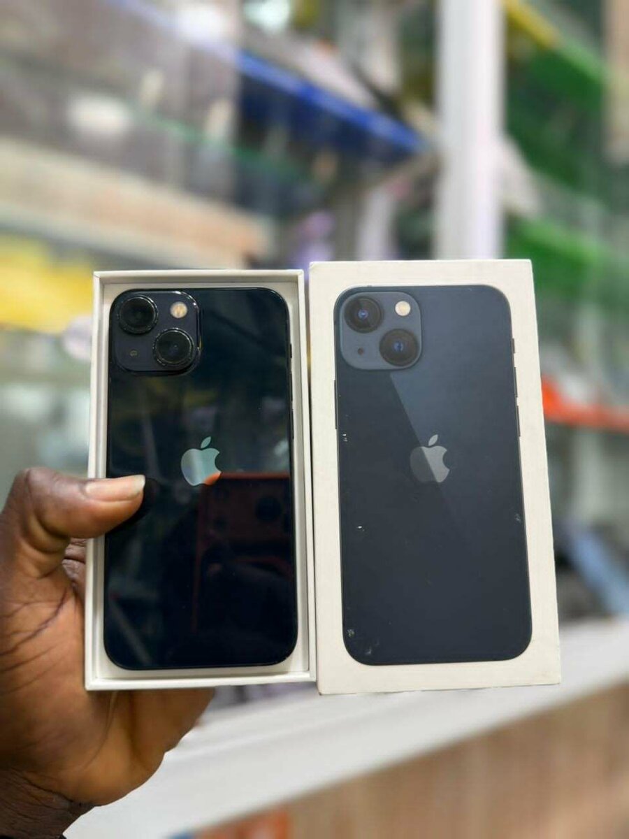 13Mini 128 Go 2nd main