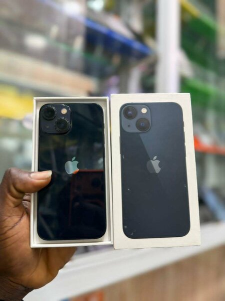 13Mini 128 Go 2nd main