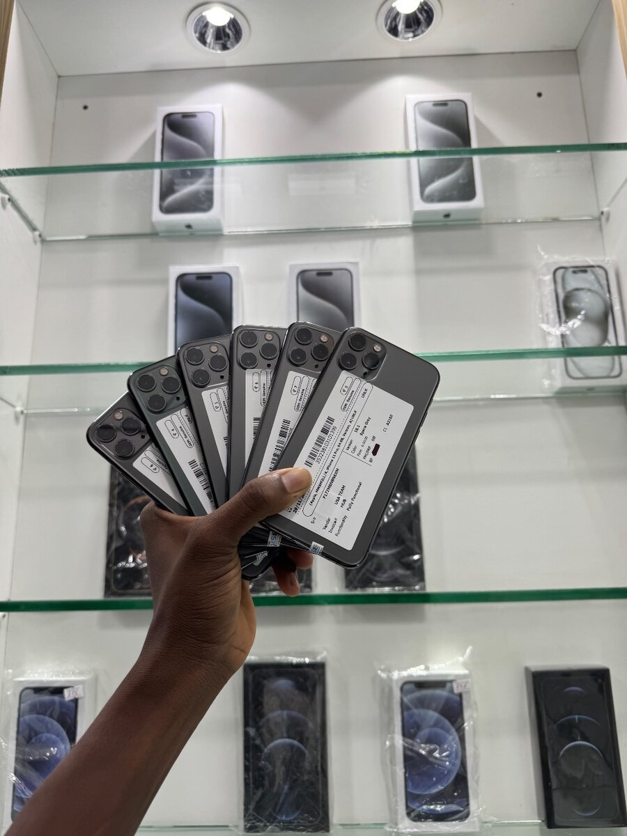 iPhone 11 Pro 64giga quasi neuf