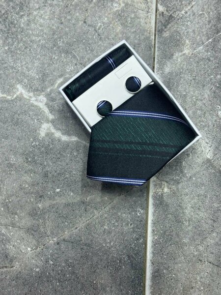 Stylish Tie Set with Cufflinks