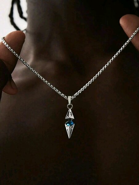 Collier avec pendentif bleu élégant
