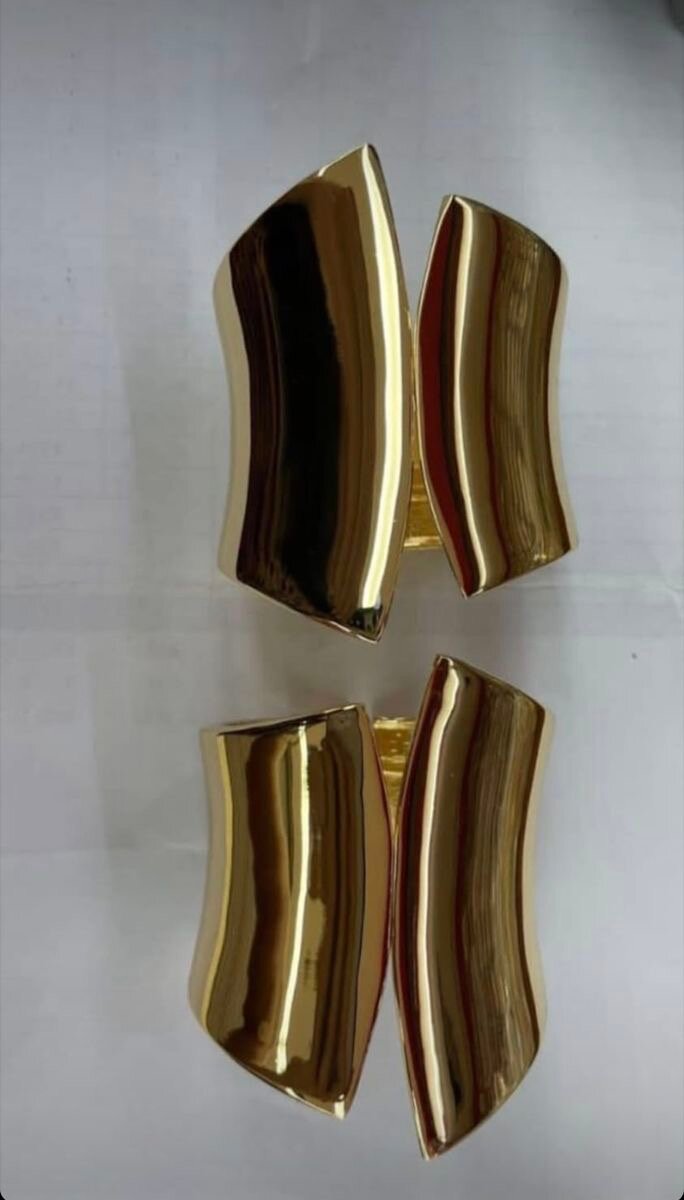 Bracelet en métal doré oxydabl