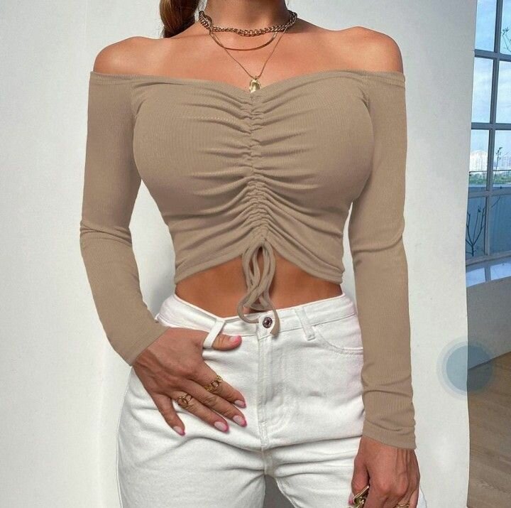 Top élégant à manches longues