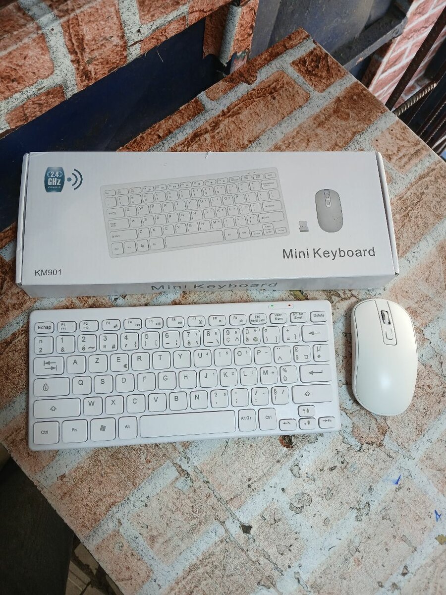 Complet clavier et souris sans fil