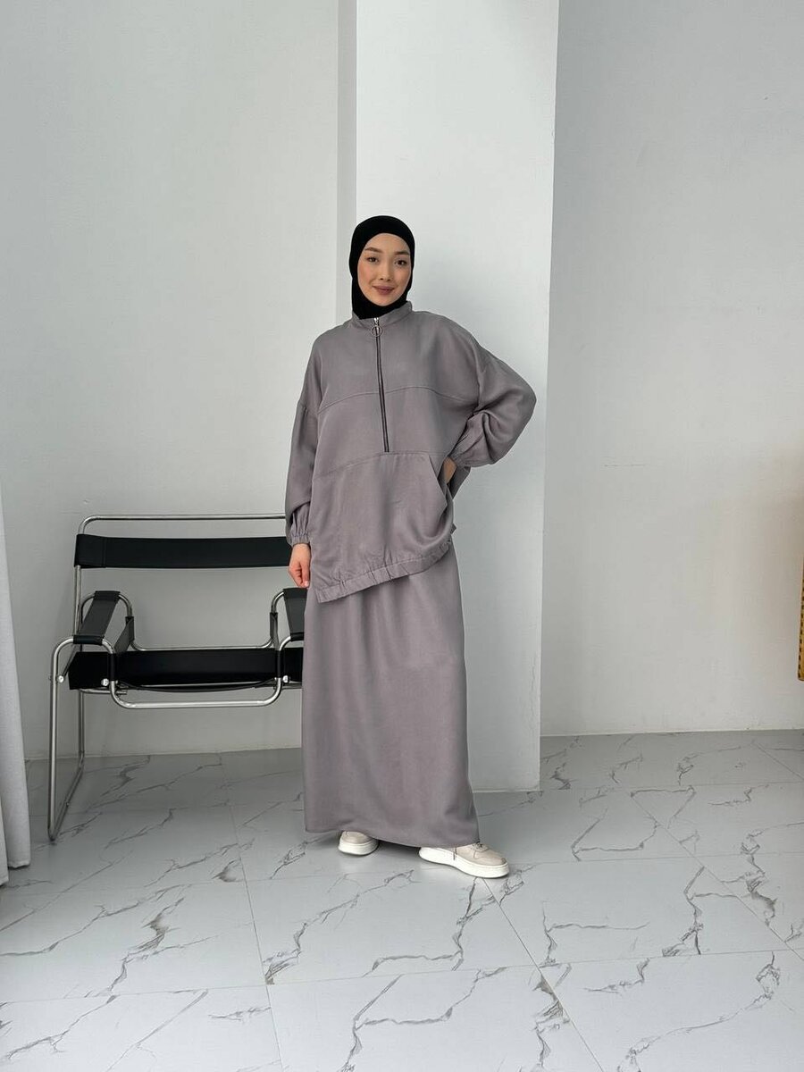 Юбочный костюм ,размер стандарт 42 до 54