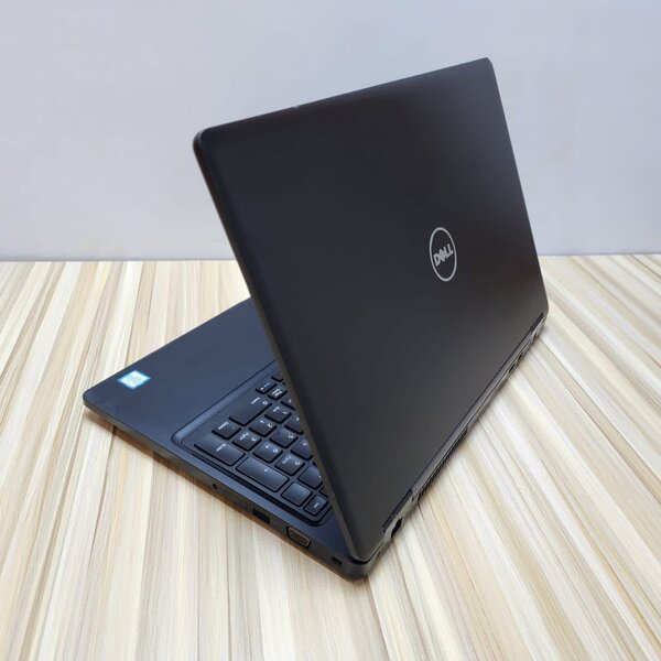 Dell Portable Professionnel I5