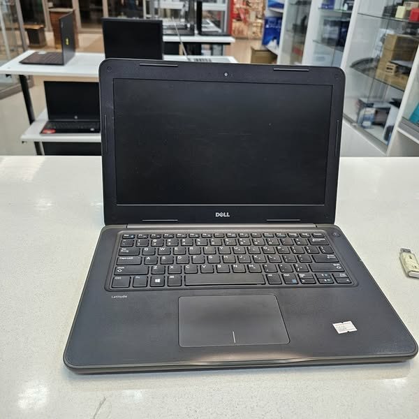 Dell latitude 3380
