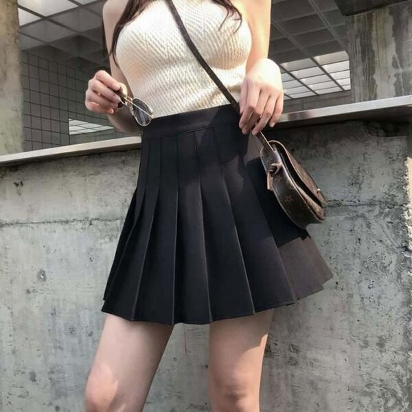 Jupe plissée noir élégante