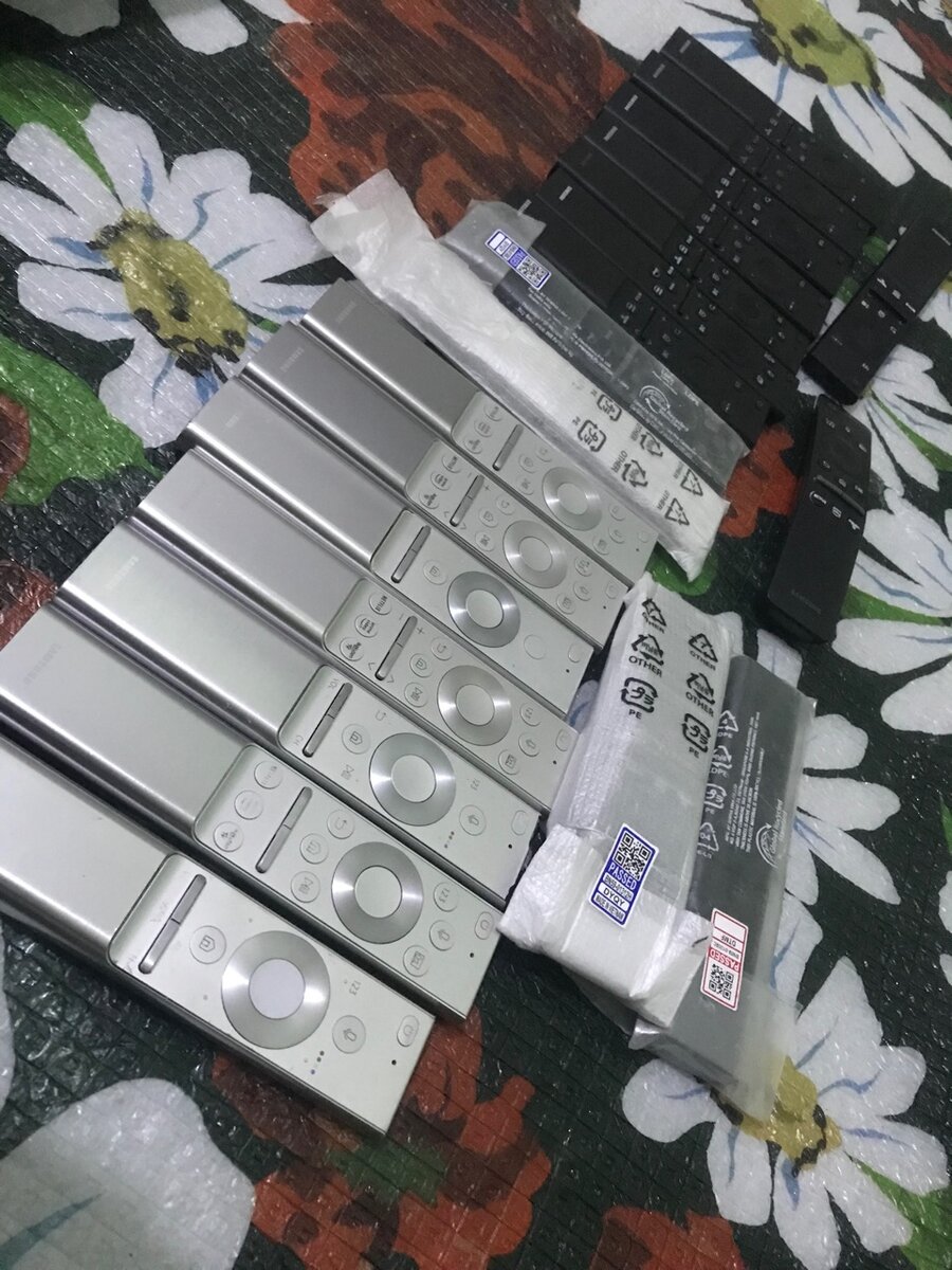 Samsung TV remote slide used and new