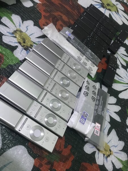 Samsung TV remote slide used and new