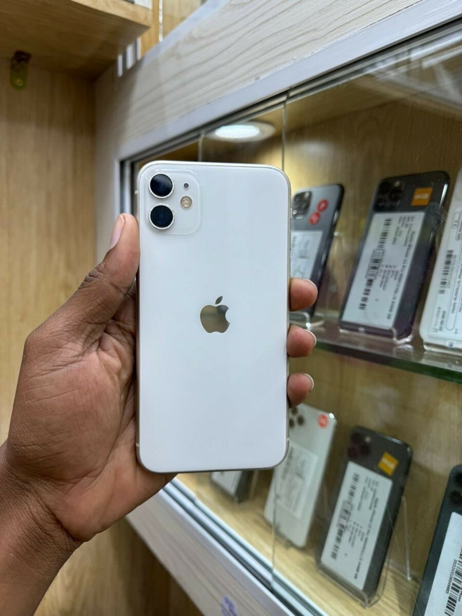 iPhone 11 simple