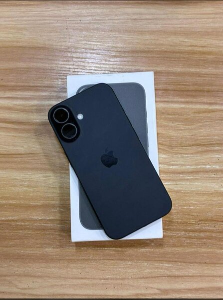 iPhone 16