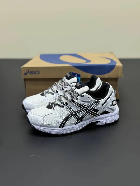Chaussures de course Asics