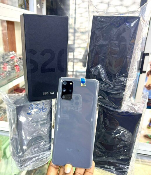 SAMSUNG S20+