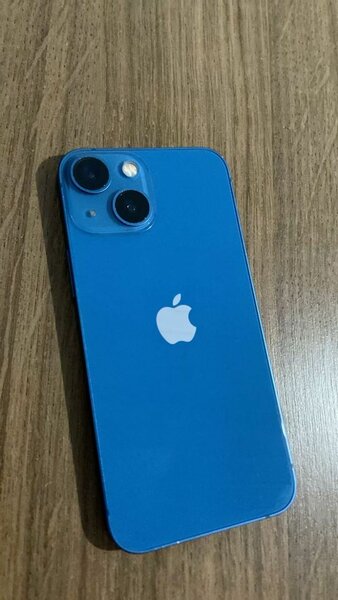 iPhone 13 bleu 128 Go déverrouillé