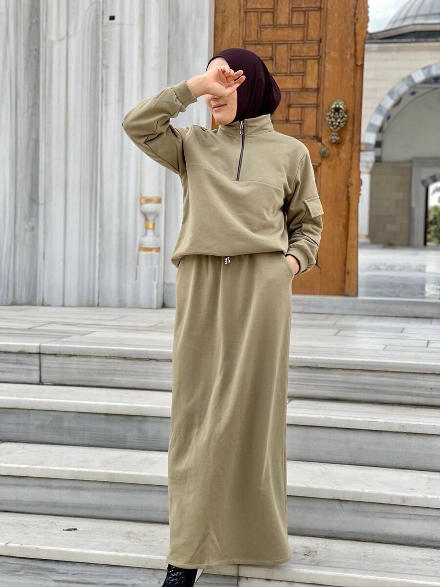 Спортивная двойка с юбкой