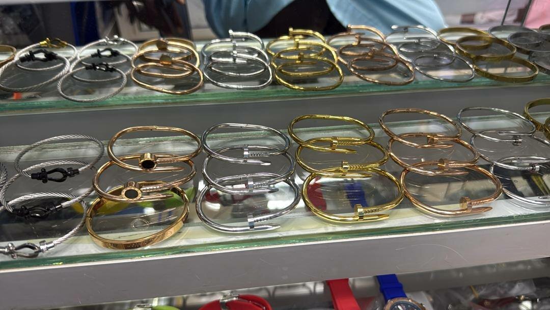 Bracelets torsadés élégants