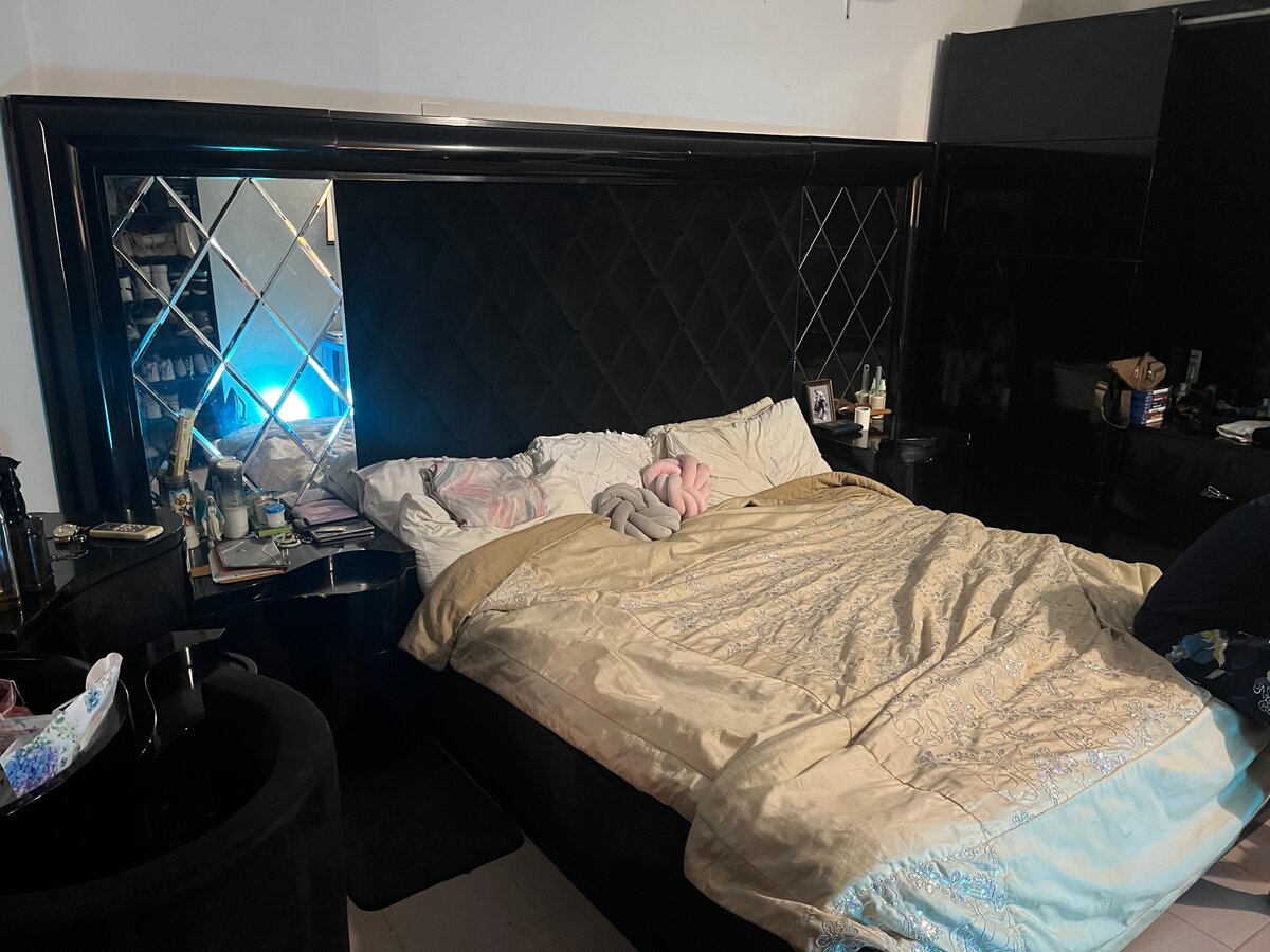 Lit King Size Avec Tête de Lit