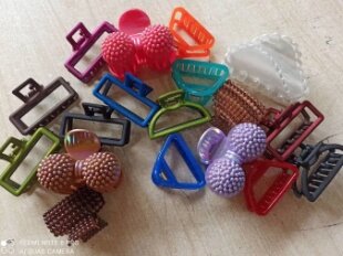 WOMEN AND GIRLS ASSORTED CATCHER PACK OF SIX(06) (DELIVERD WITH POUCH)