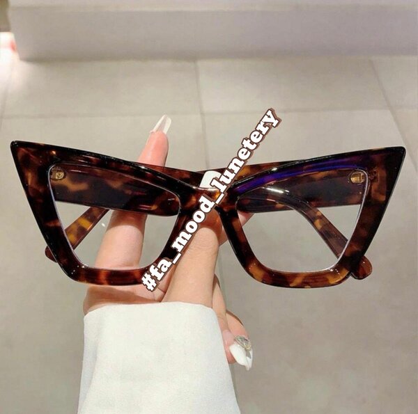 LUNETTE DE SOLEIL EYE CAT