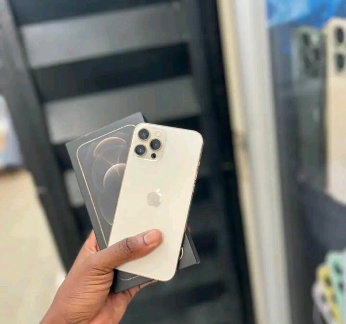 12 pro max  5G moderne