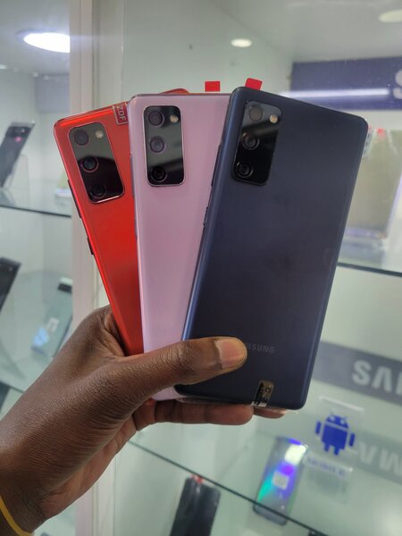 Samsung  s20FE 128gb