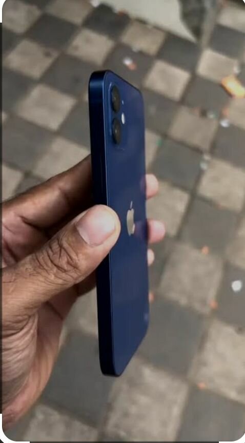 iPhone 12 Bleu 64Go