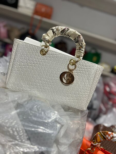 Sac à main élégant femme