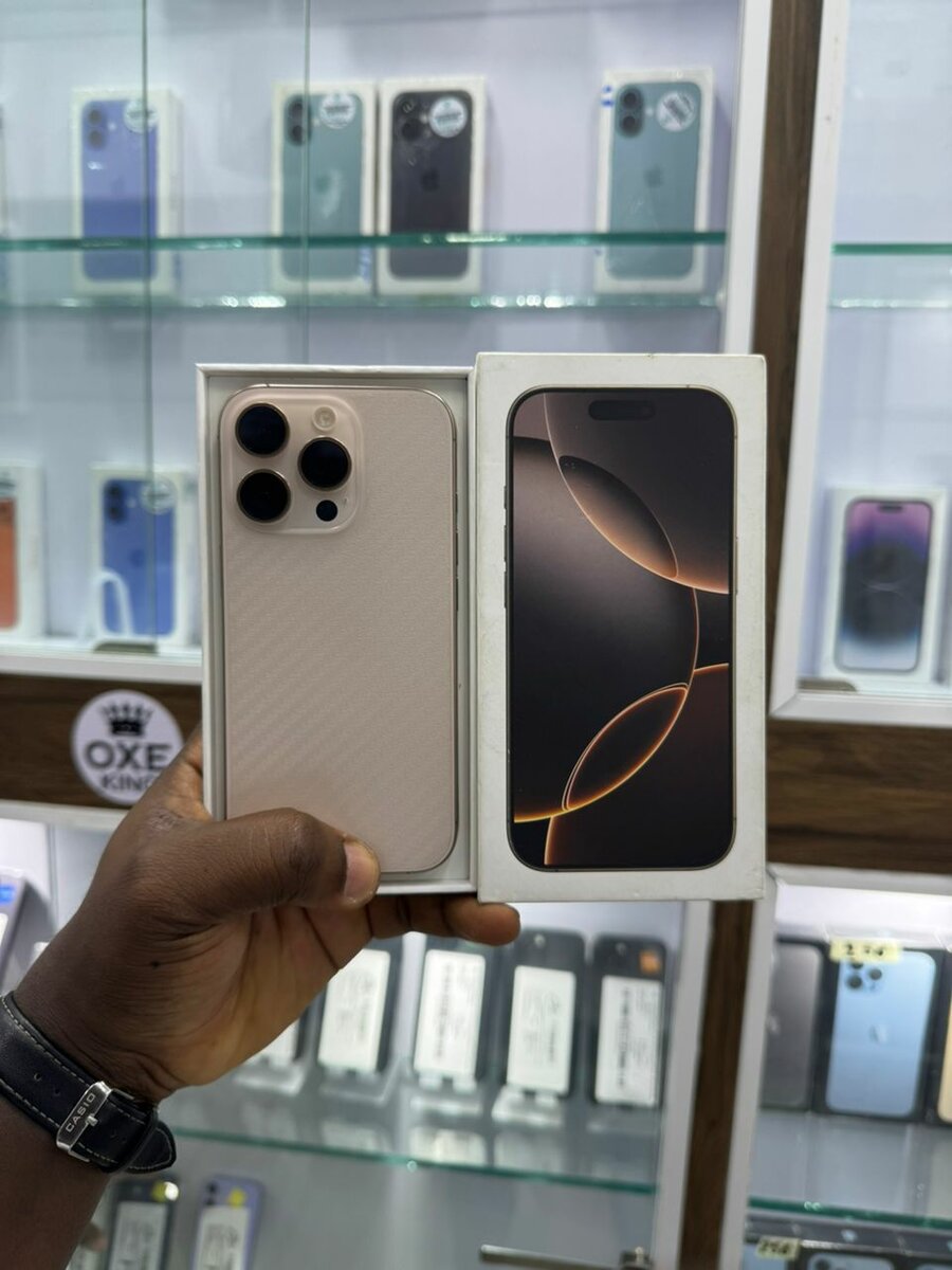 16 pro 256giga très propre