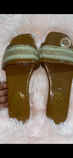 Sandales confort style chic