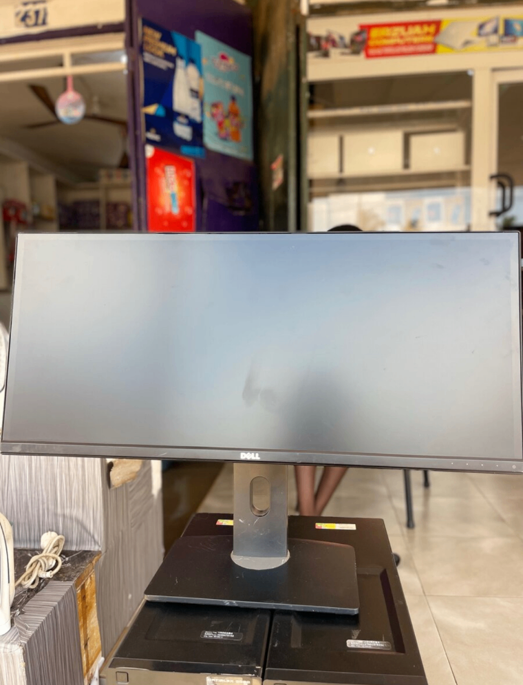 Dell U2917W Available