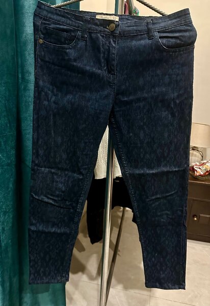 Printed jeans