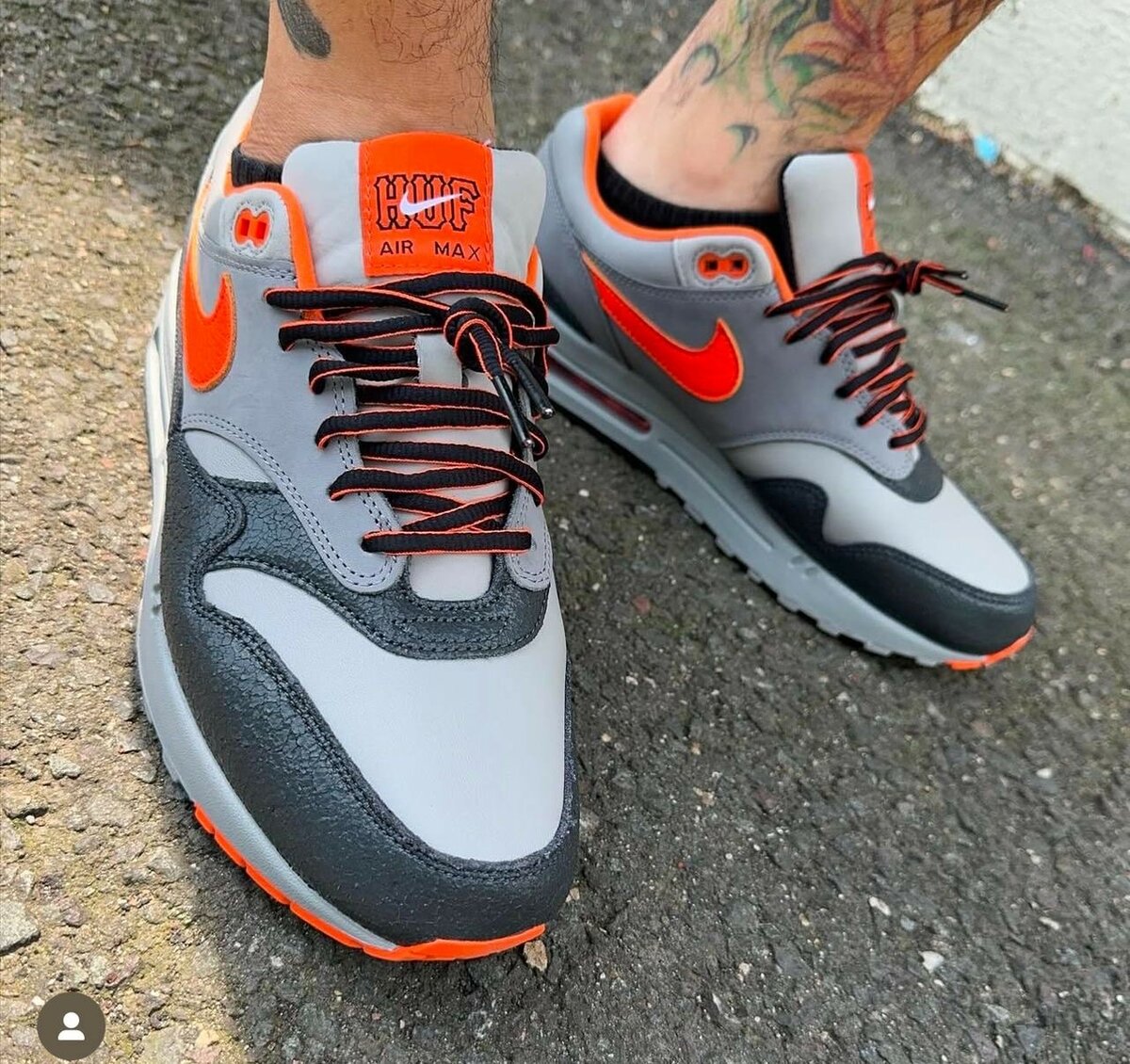 NIKE AIRMAX
