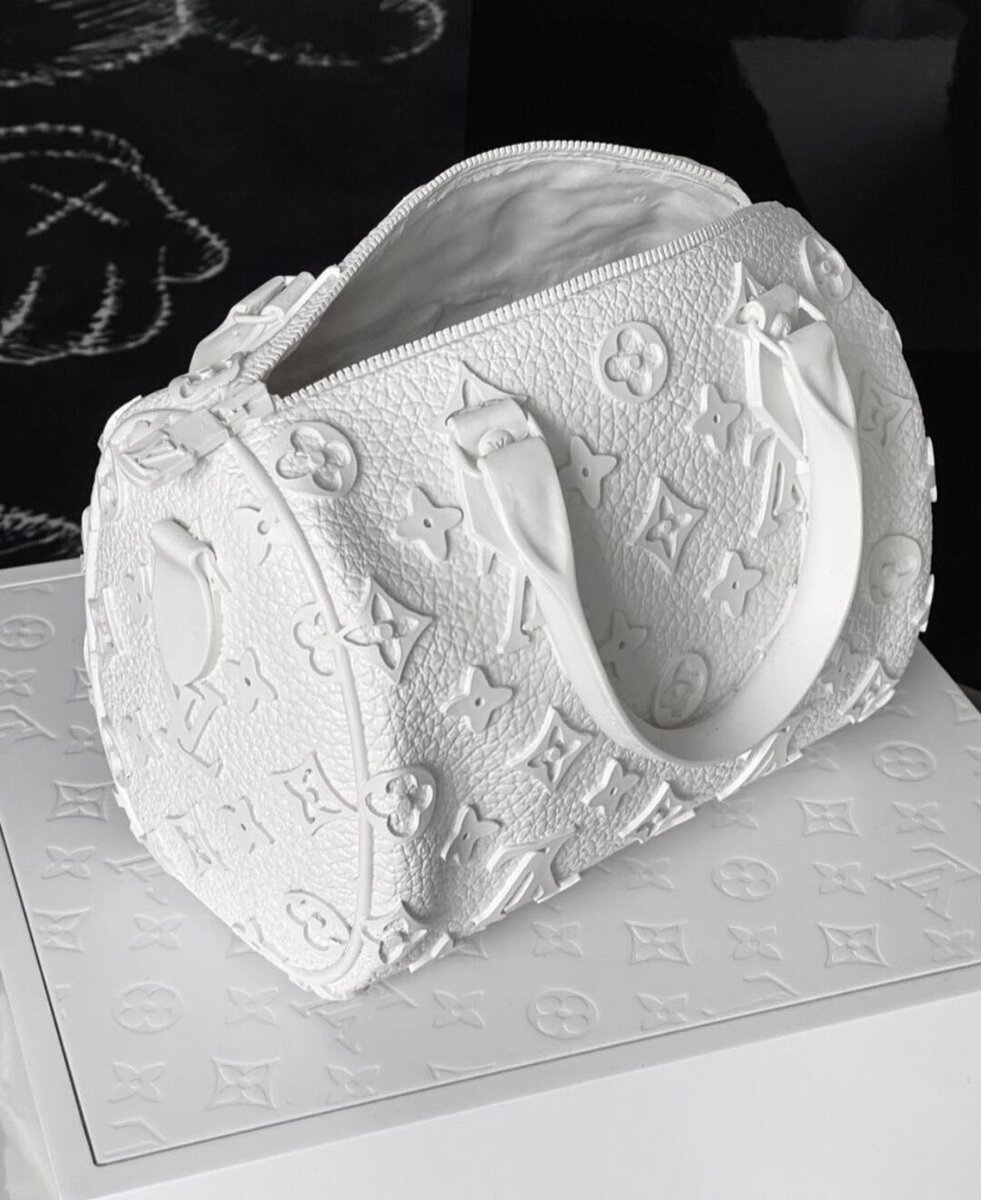 Louis Vuitton Travels Bag