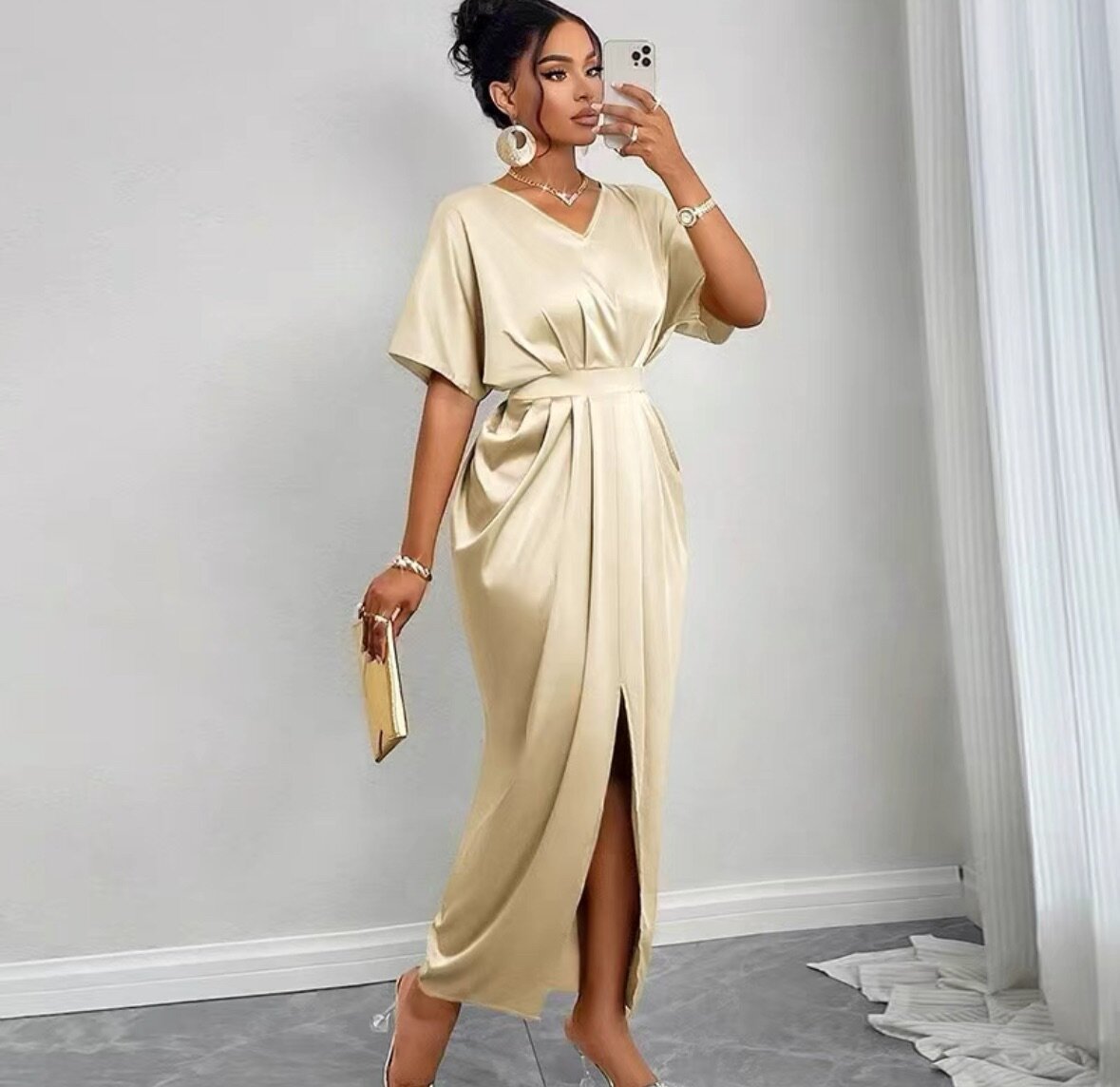 Вечернее платье