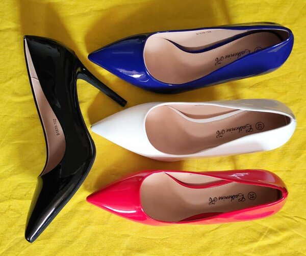 Chaussures à talons colorées