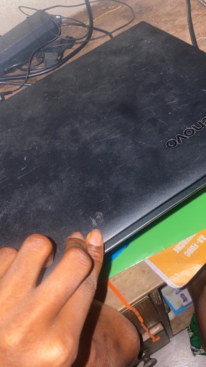 Ordinateur Portable Lenovo i3