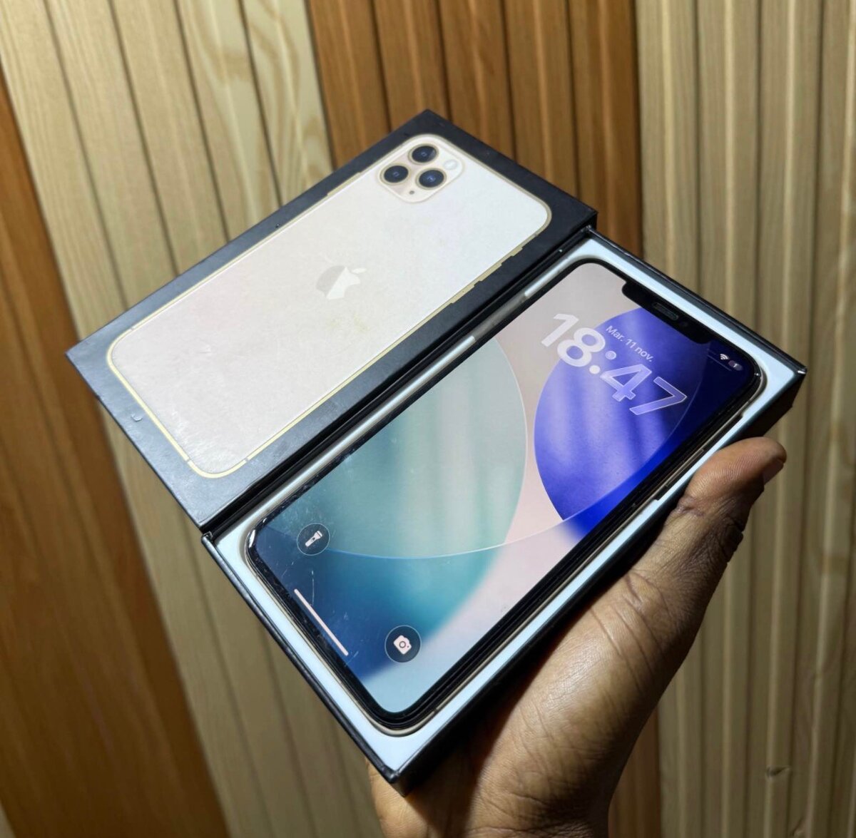 iPhone 11 Pro Max 256Go Or