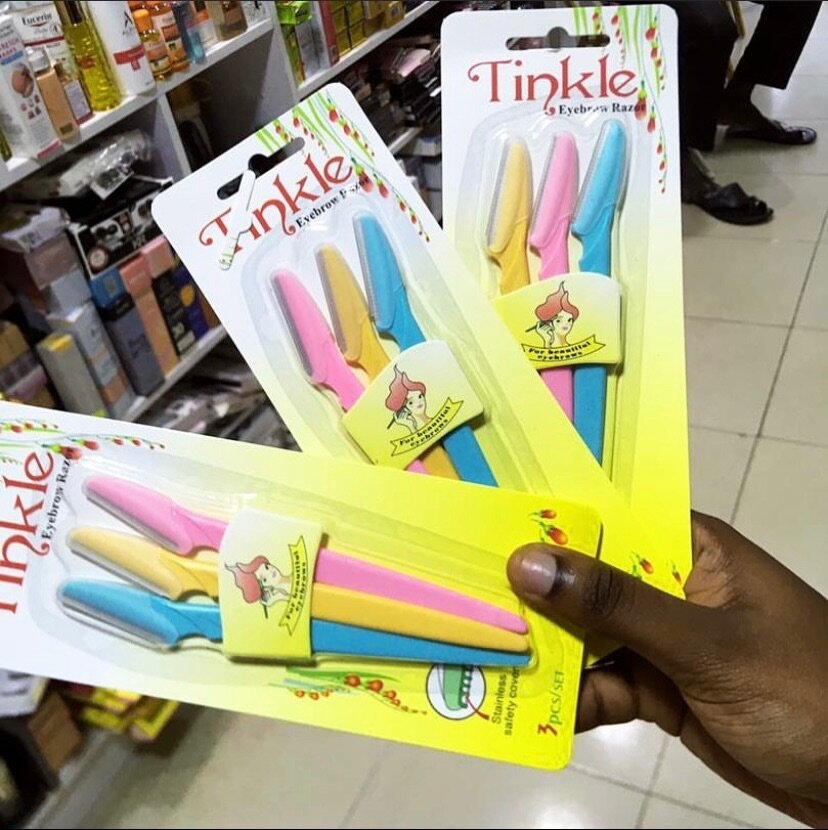 Brow and face trimmer