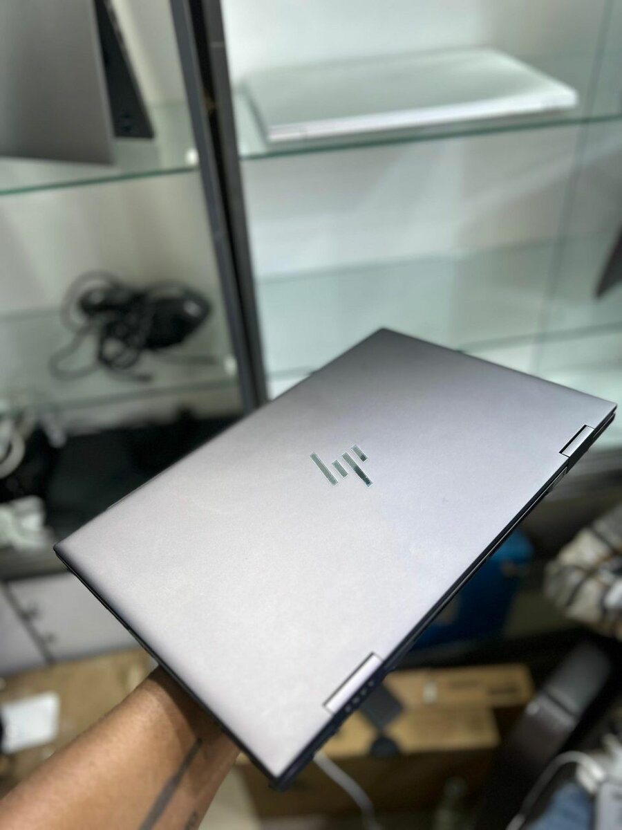 HP Envy 15-ey0xxx (Non-touch)